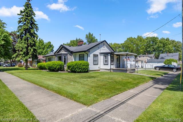 Property Photo: 4221 Merrick Street MI 48125