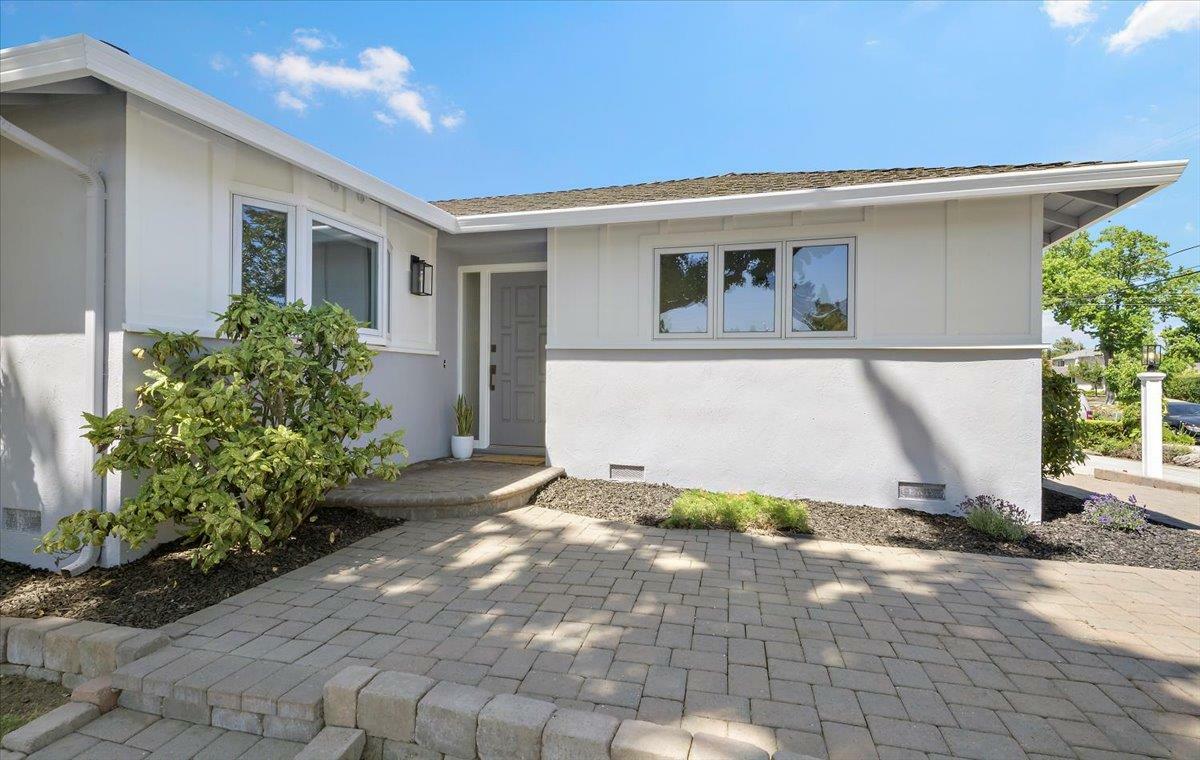 Property Photo:  296 Carlton Avenue  CA 95032 