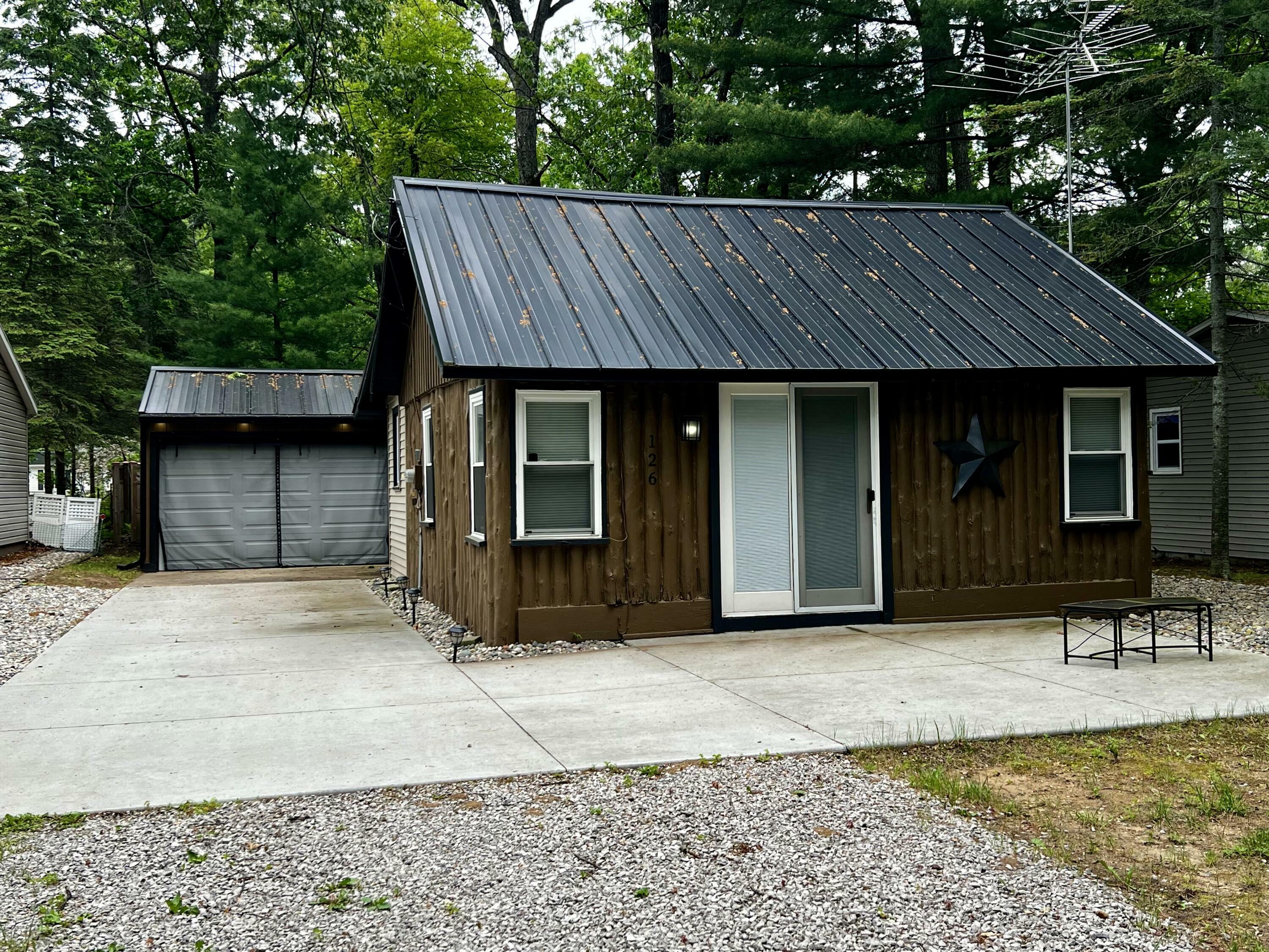 Property Photo:  126 Cottage Drive  MI 48651 