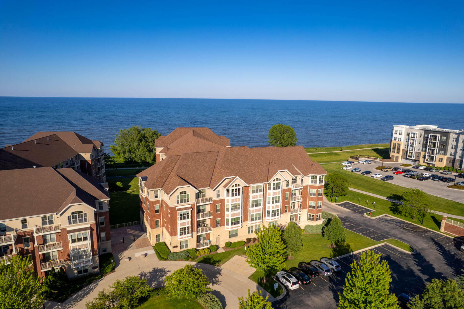 Property Photo: 4130 S Lake Dr 378 WI 53235
