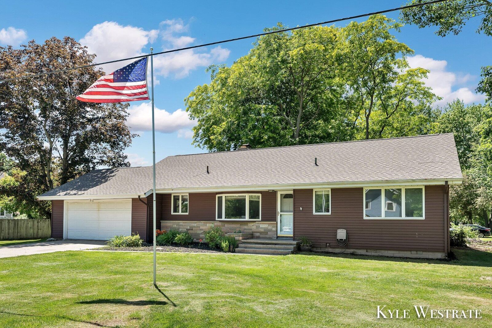 Property Photo: 4690 Washington Avenue MI 49085