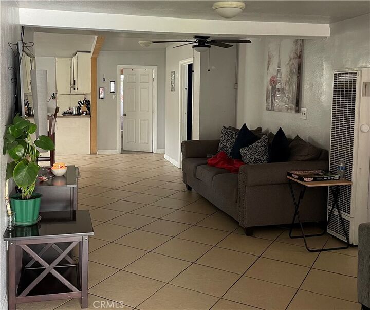 Property Photo: 115 W 87th W CA 90003