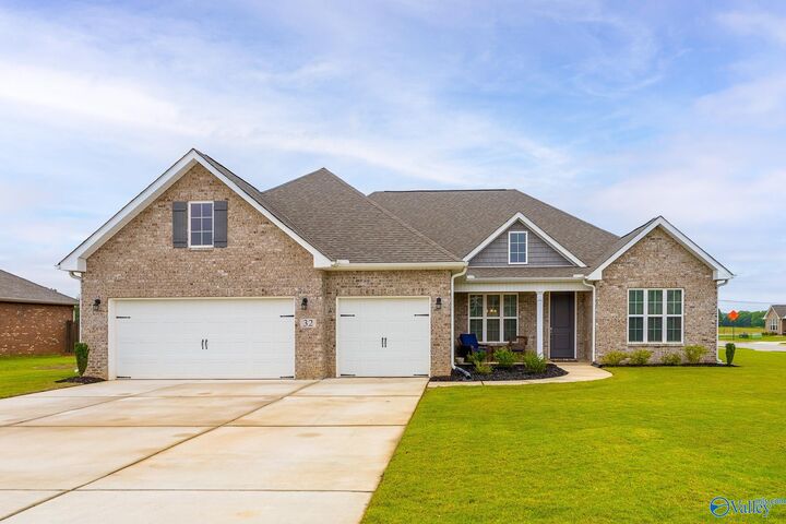32 Yorkshire Lane  Decatur AL 35603 photo