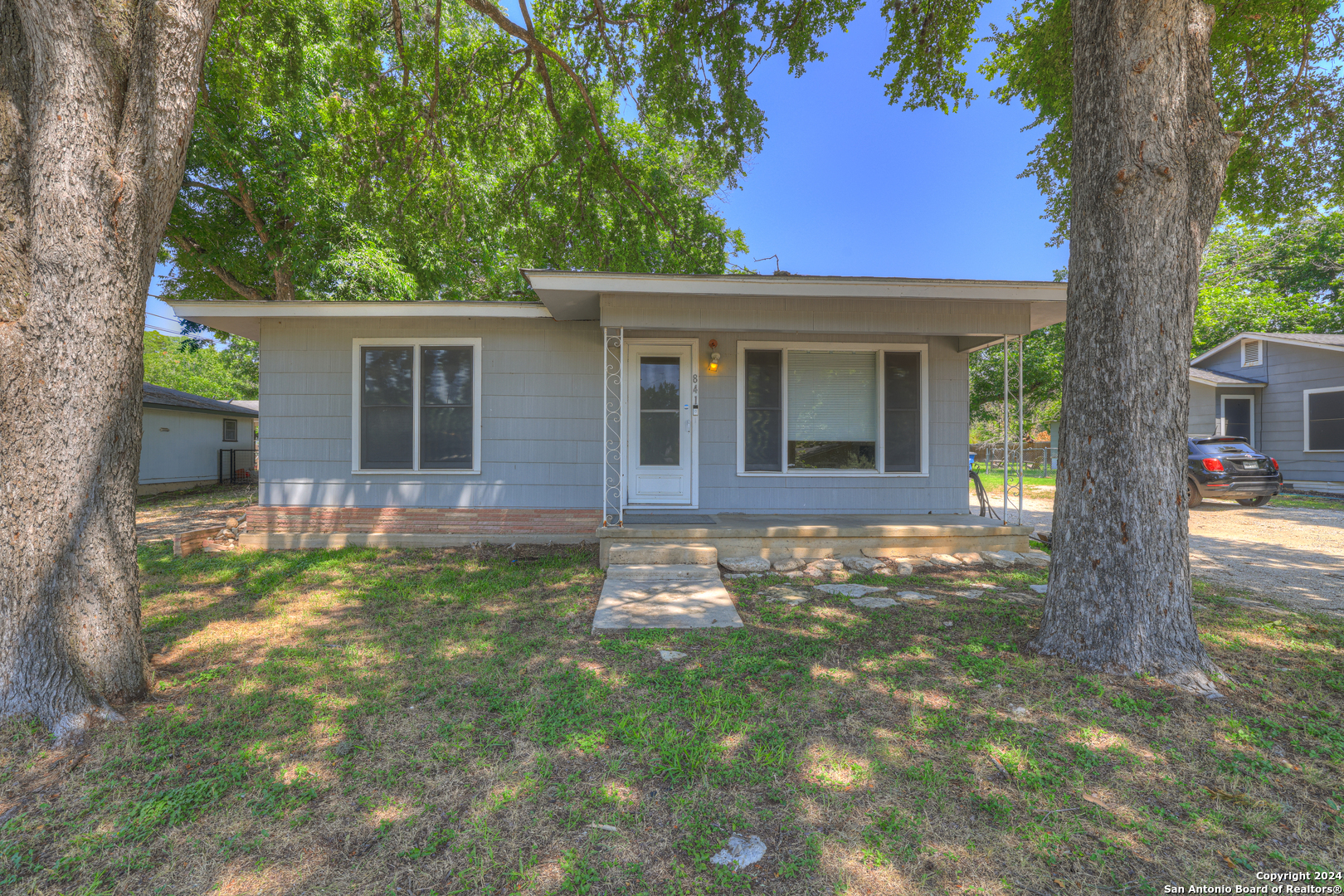 Property Photo:  841 Josephine St  TX 78130 