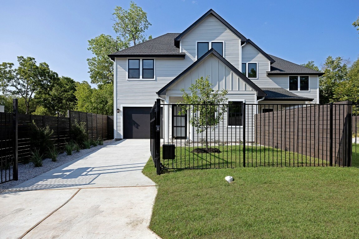 Property Photo:  313 Hackberry Lane B  TX 78753 