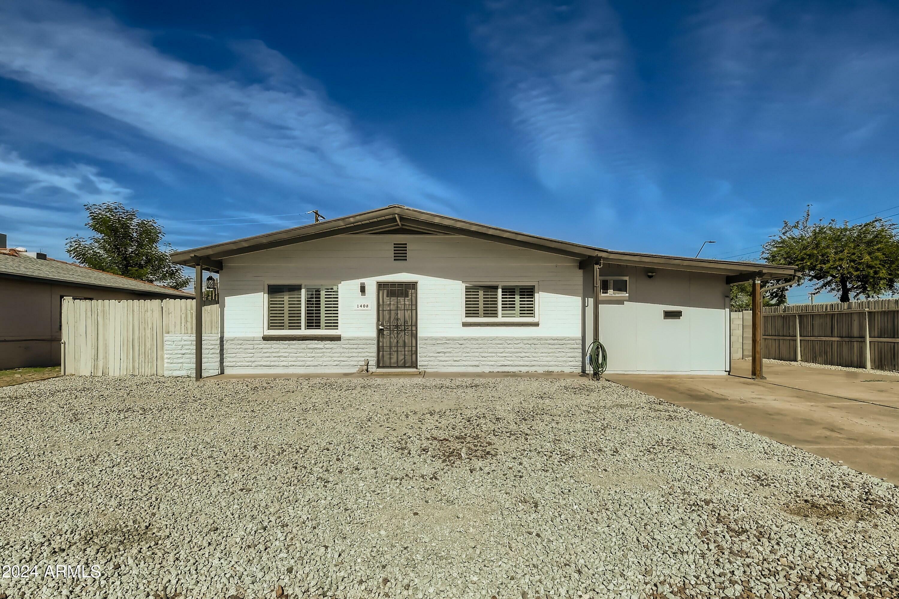 Property Photo:  1408 W 7th Street  AZ 85281 