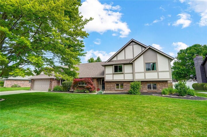 3894 Walnut Grove Lane  Beavercreek OH 45440 photo