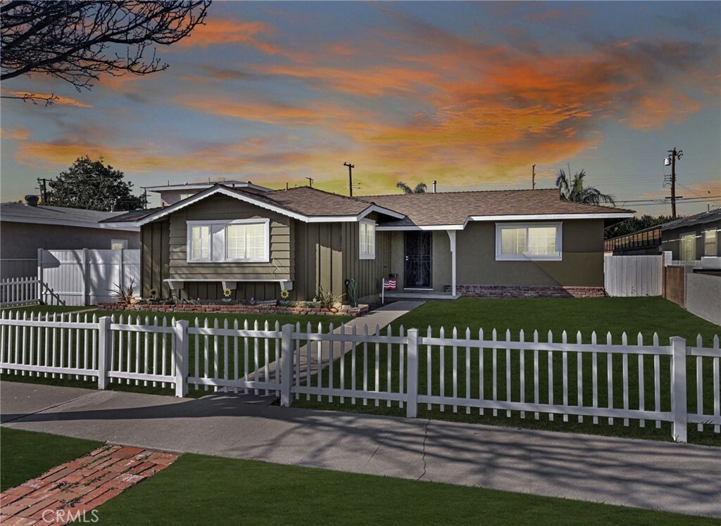 Property Photo:  2211 Oakland Drive  CA 90631 