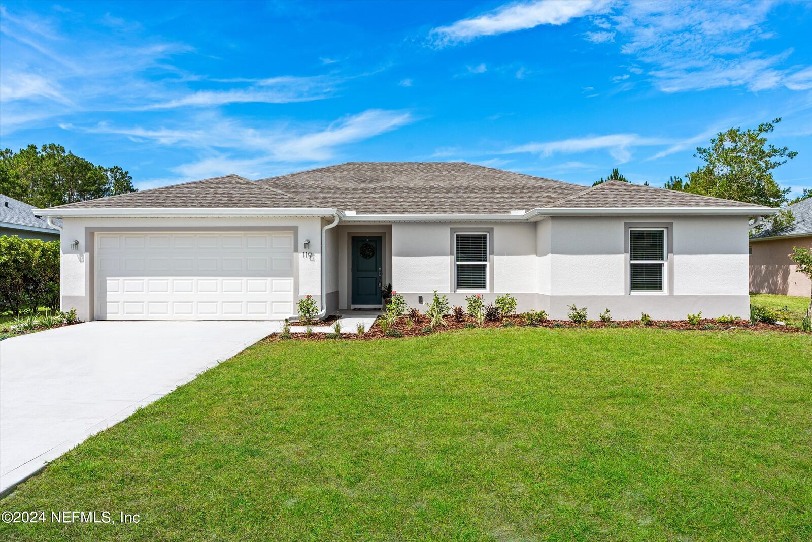Property Photo: 119 London Drive FL 32137