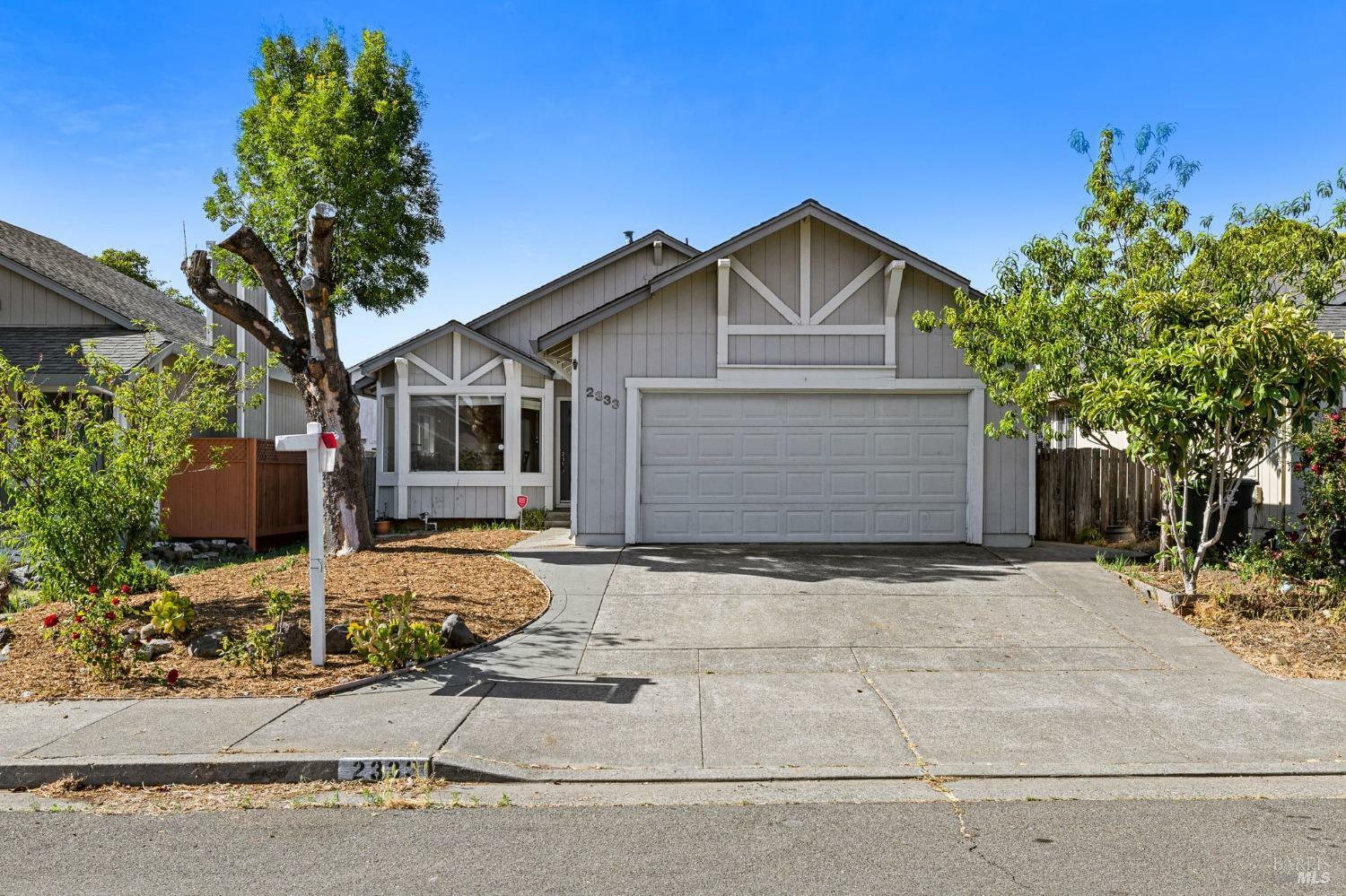 Property Photo:  2333 Donahue Avenue  CA 95401 