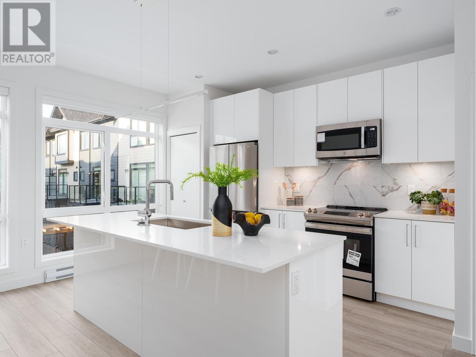 Property Photo: 4337 Boundary Road 21 BC V6V 1S8