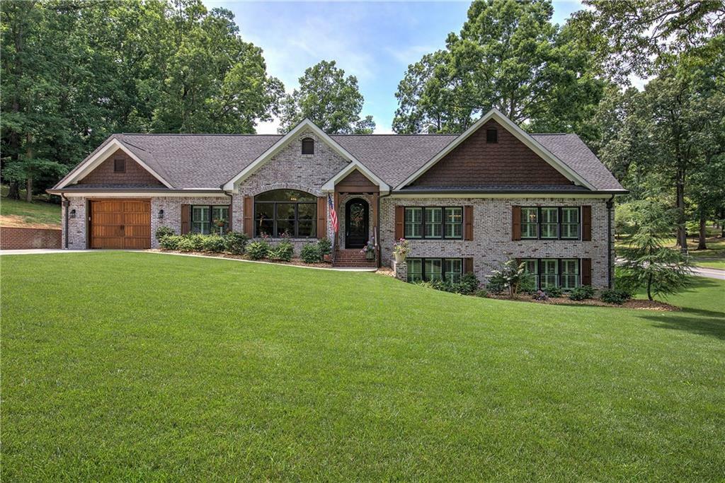 Property Photo: 200 Sherwood Drive GA 30701