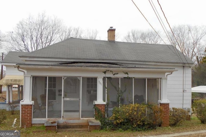 Property Photo:  501 E 9th Street  GA 31833 