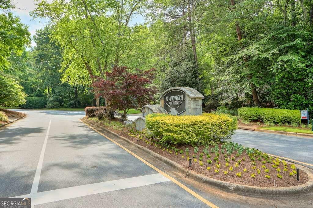 335 N Peak Drive  Alpharetta GA 30022 photo