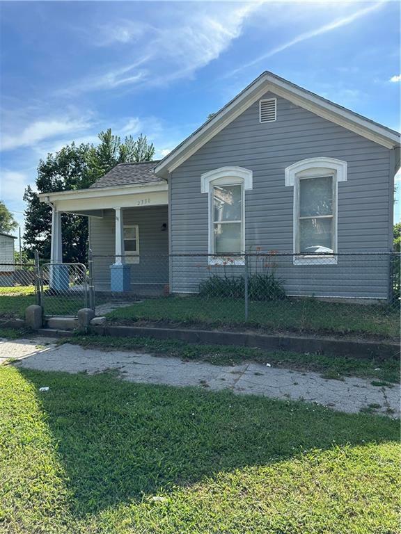 Property Photo: 2330 S 12th Street MO 64503