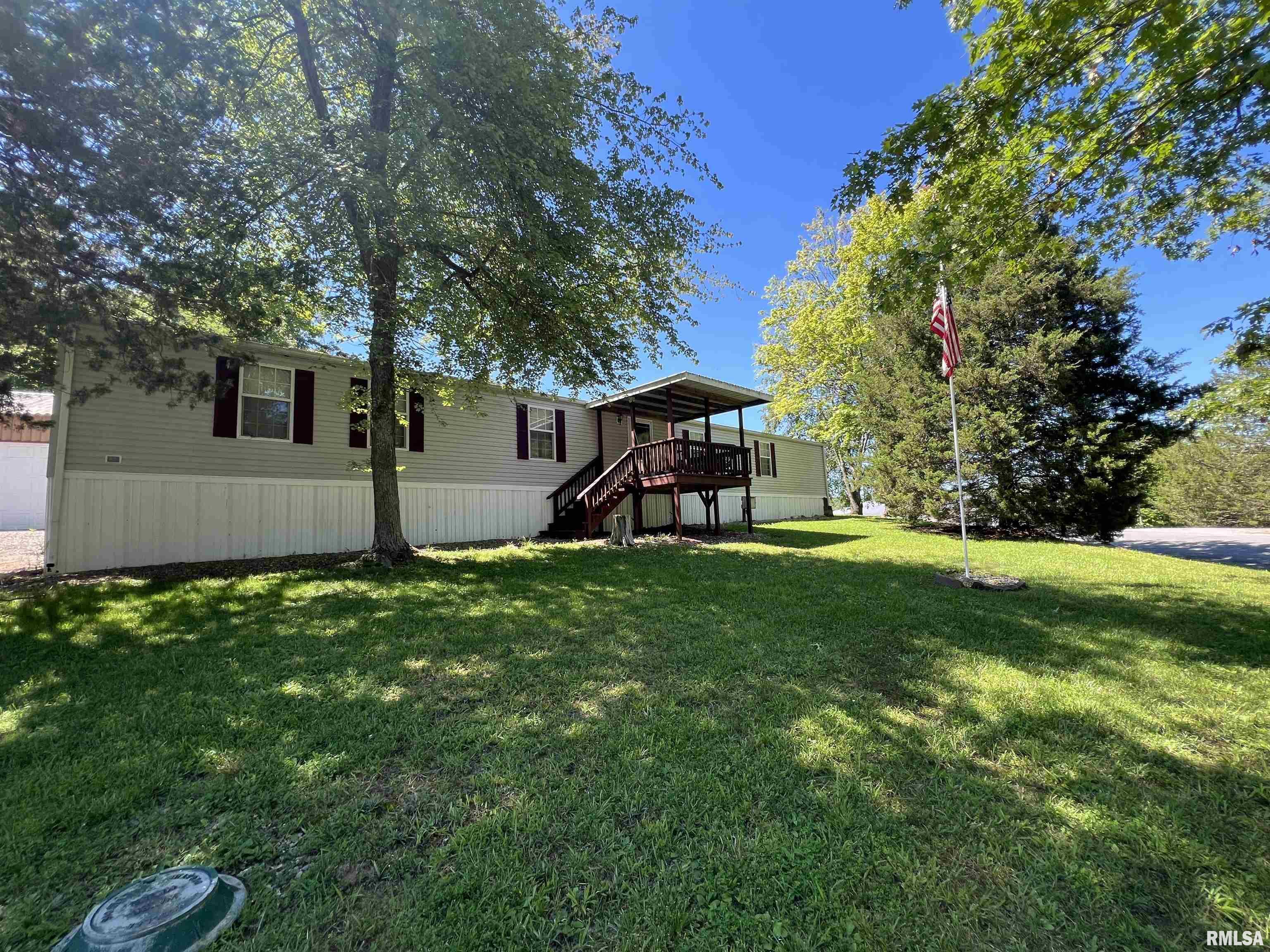 Property Photo: 2030 S Lakeshore Drive IL 62939