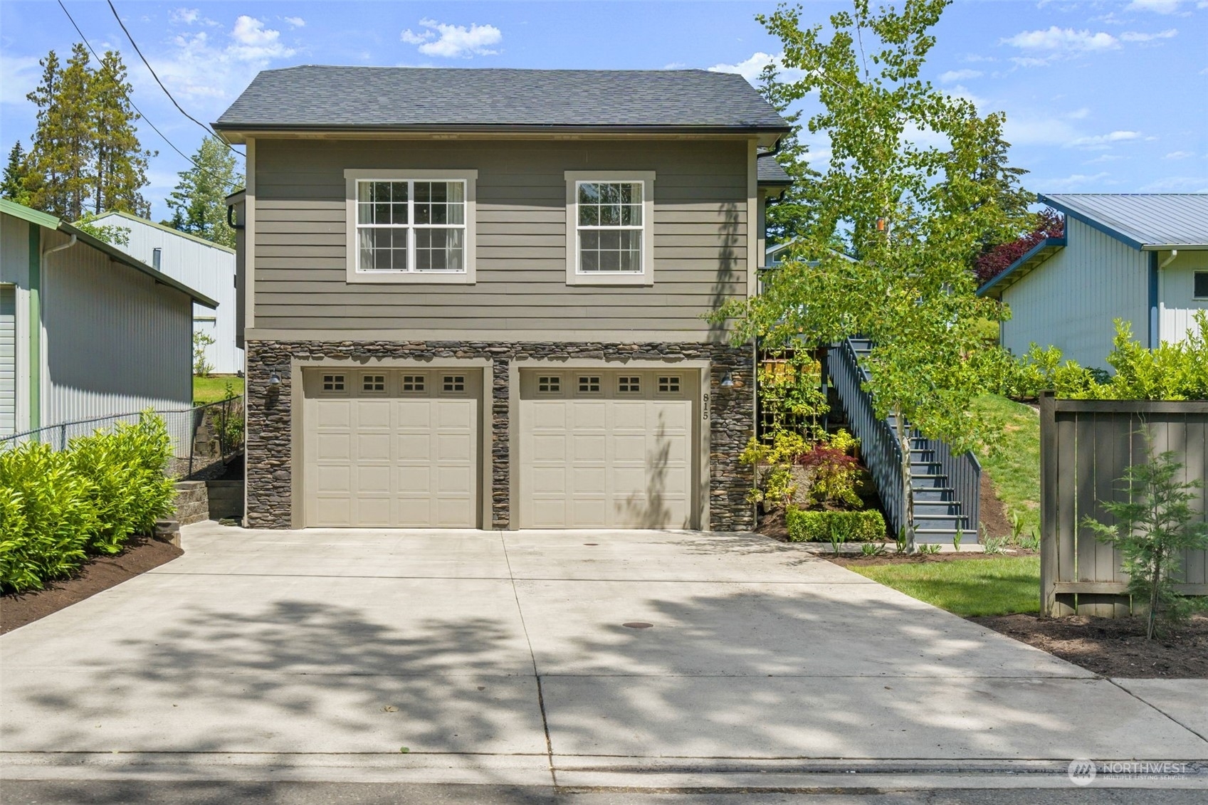 Property Photo:  815 E Orchard Drive  WA 98226 