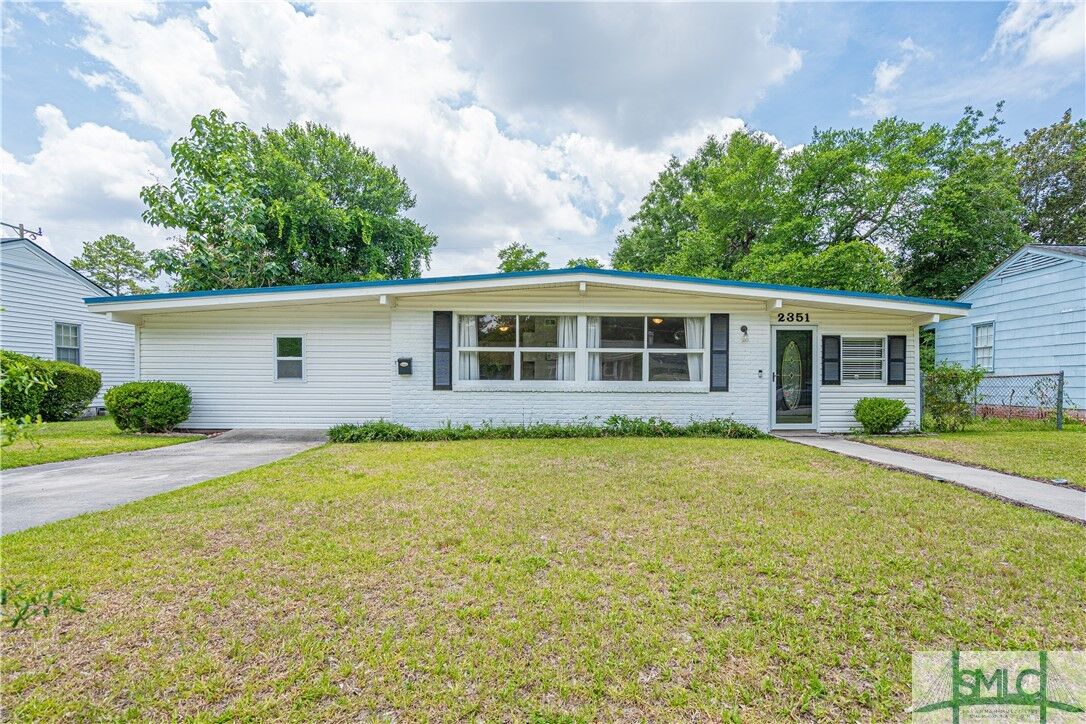 Property Photo:  2351 Toussaint Avenue  GA 31404 