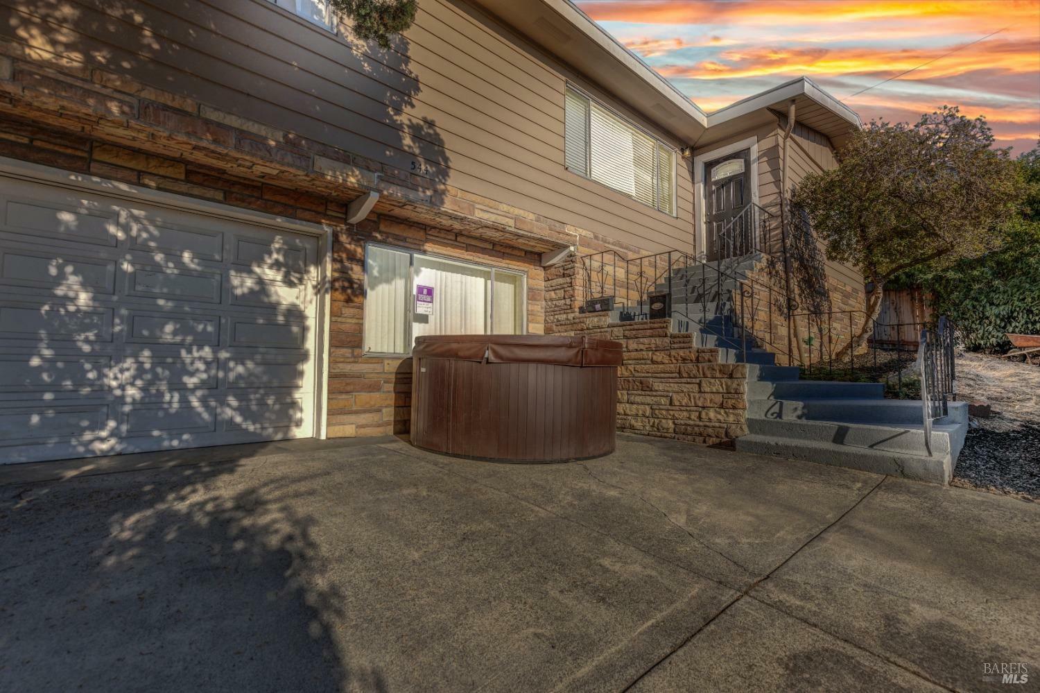 Property Photo:  544 N Camino Alto  CA 94590 