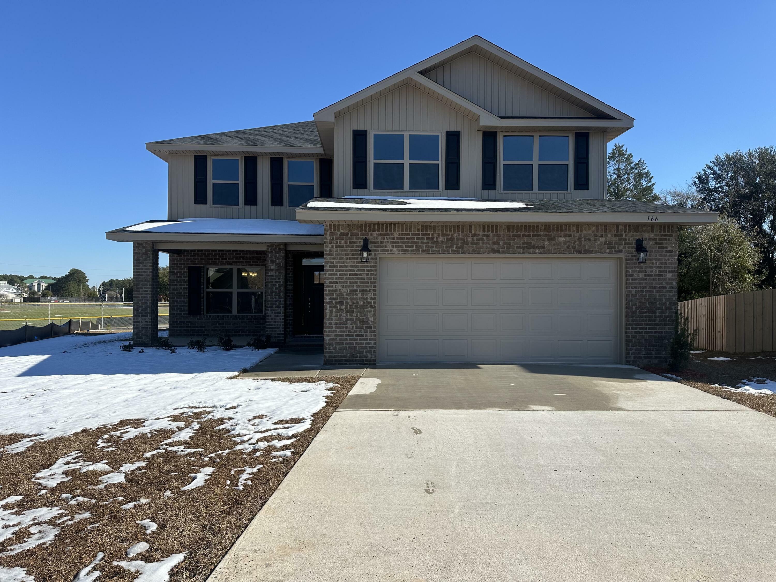 Property Photo: 166 Ridgeway Circle FL 32536