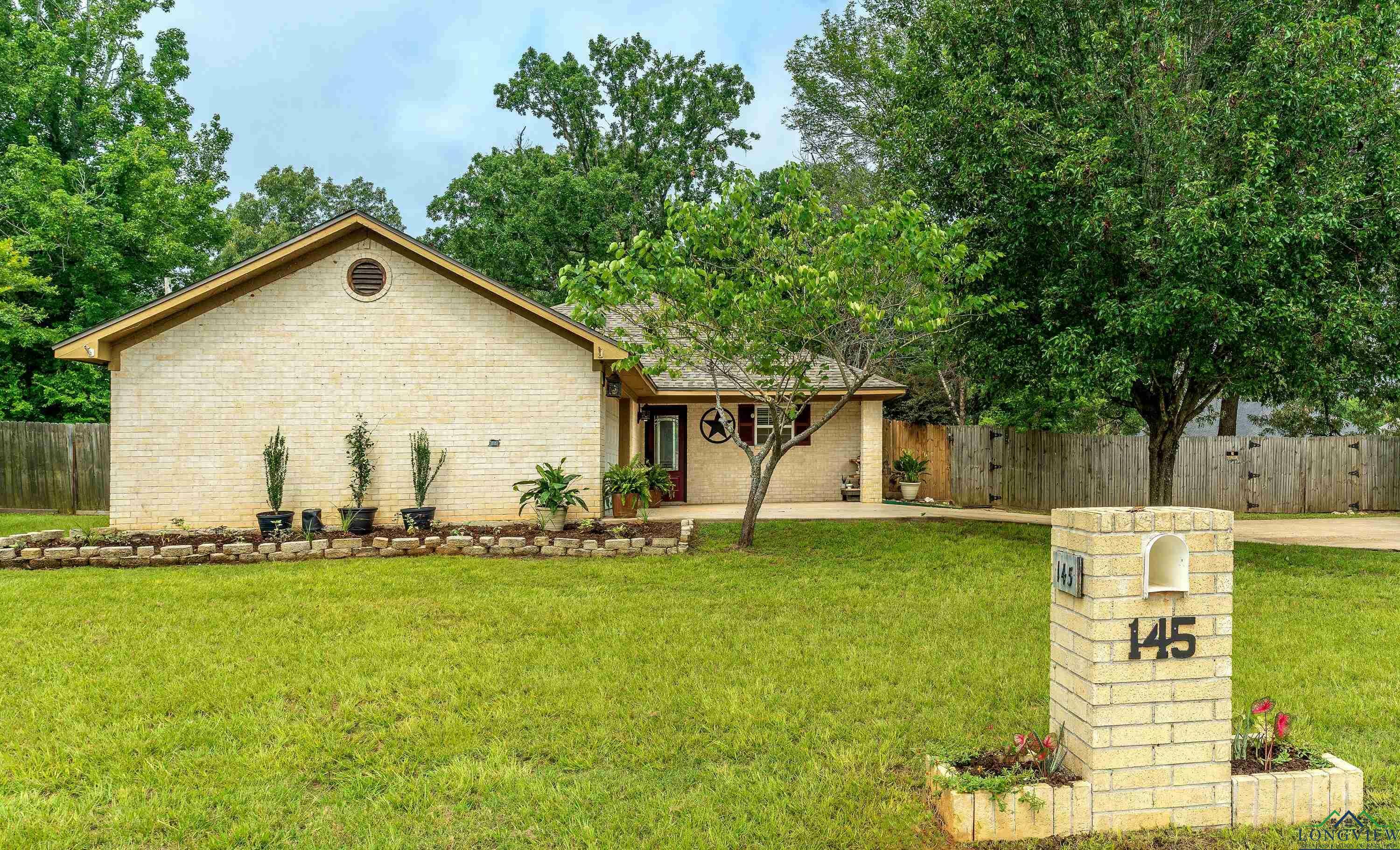 145 Cherry St  Tatum TX 75691 photo