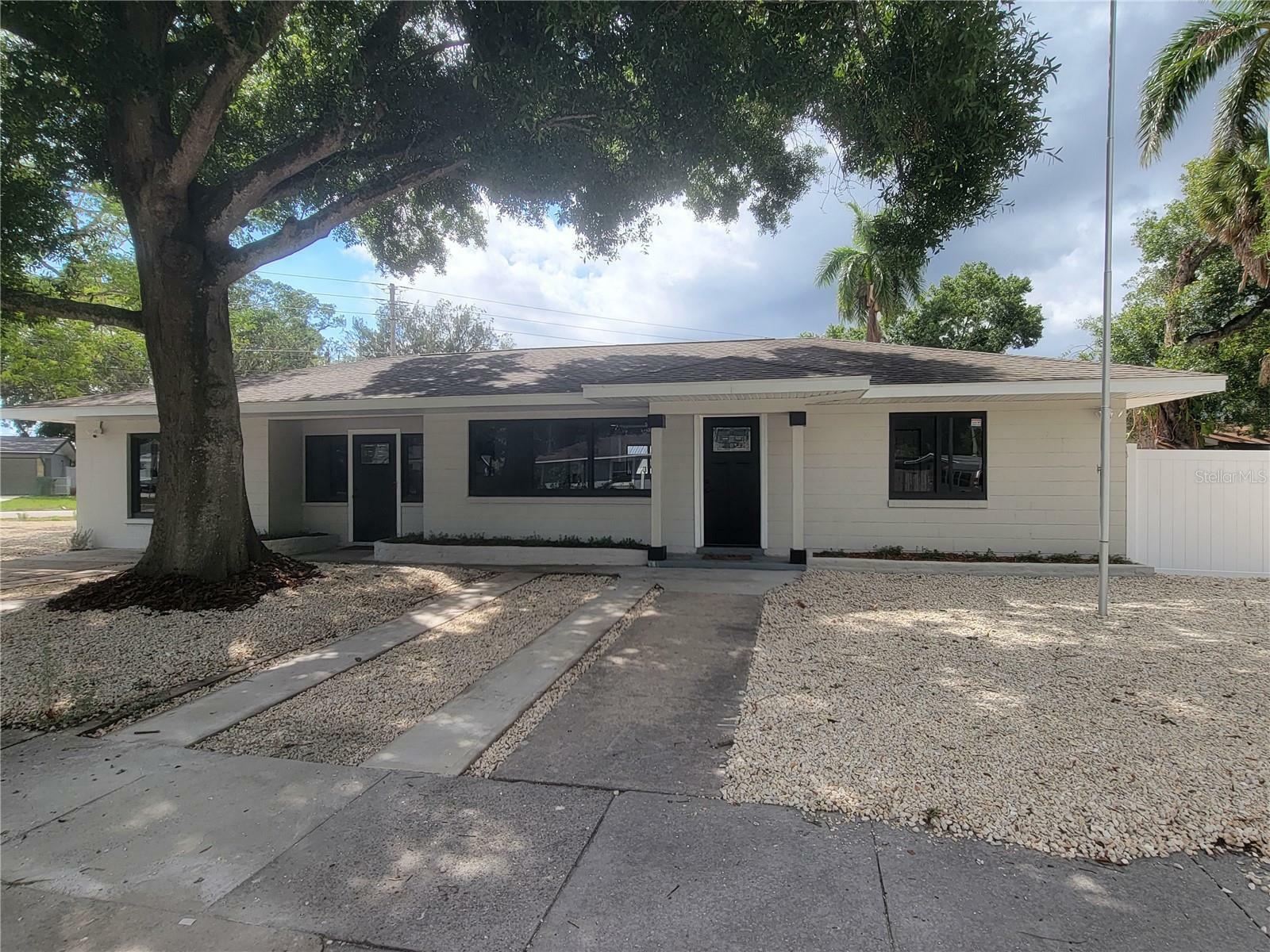 Property Photo:  2506 18th Ave W  FL 34205 