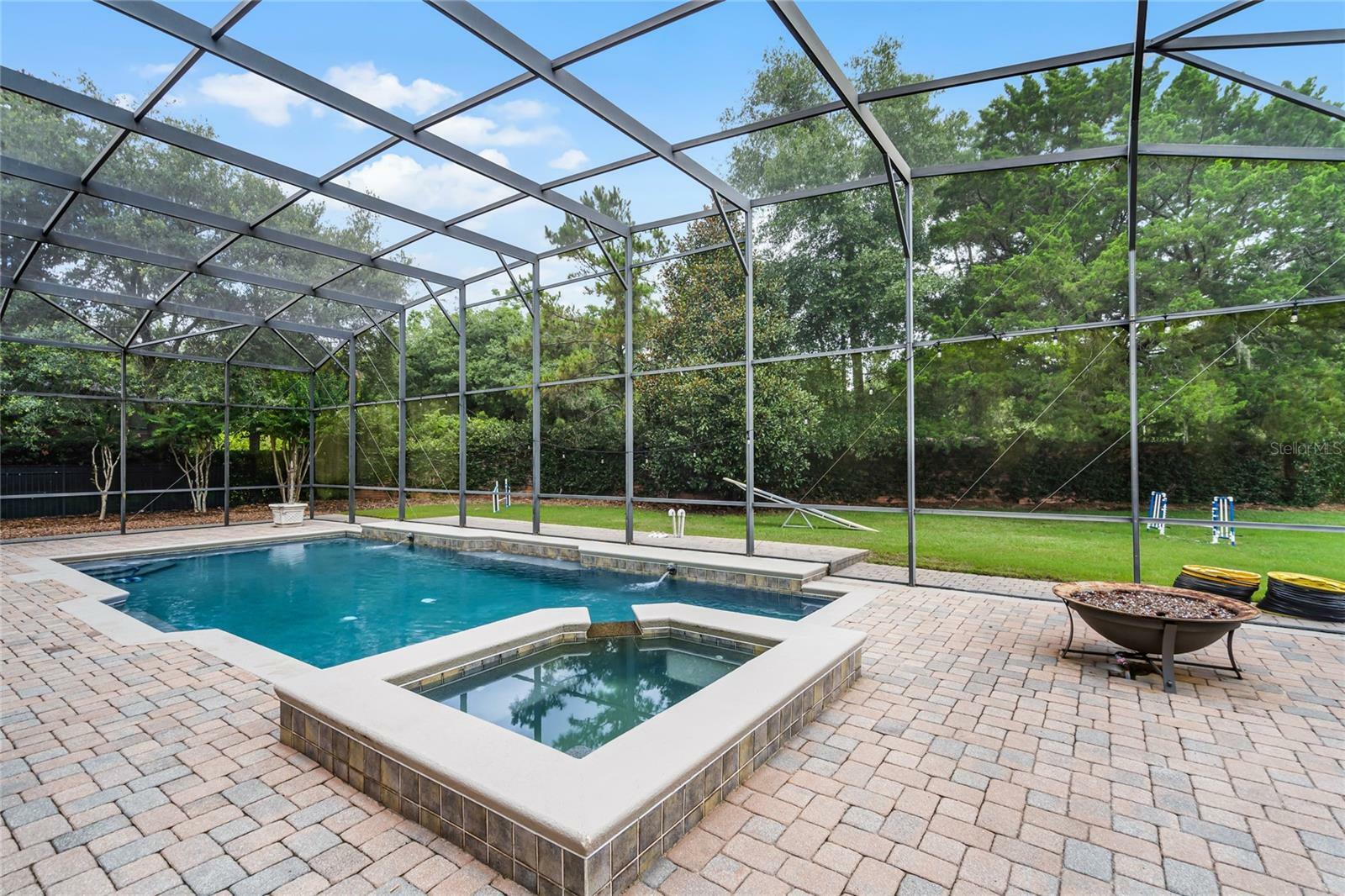 Property Photo:  425 Raccoon Street  FL 32746 