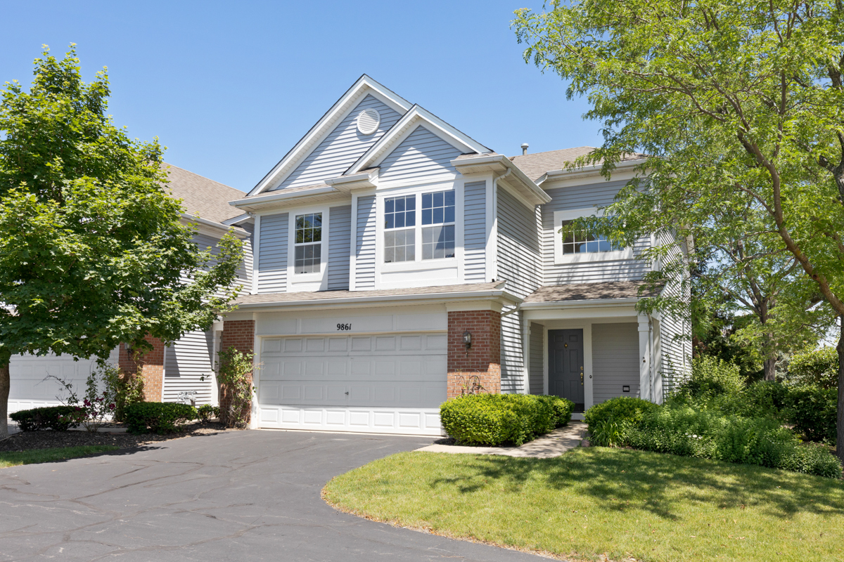 Property Photo:  9861 Thornton Way  IL 60142 