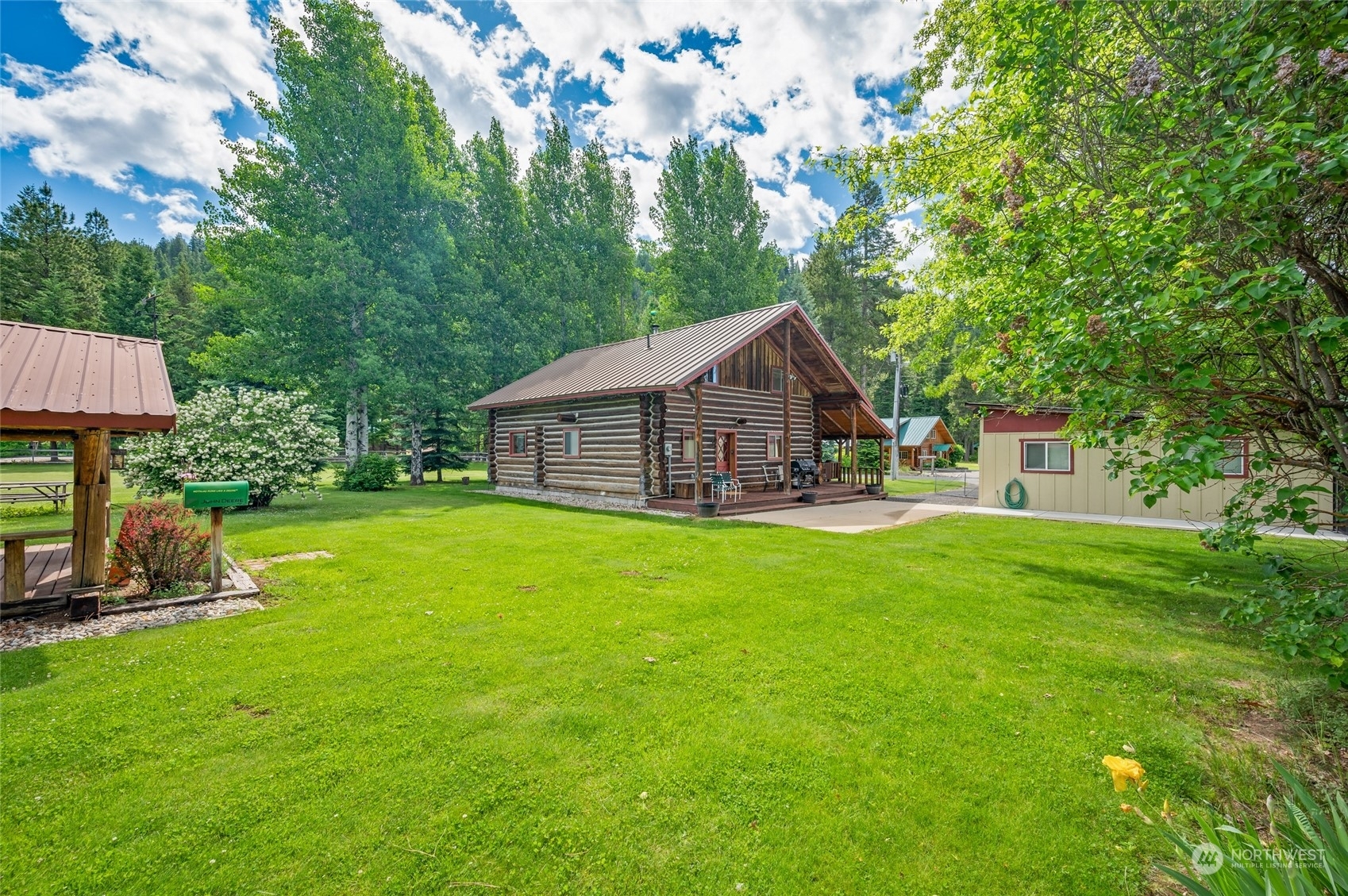 Property Photo: 12070 Allen Road WA 98826