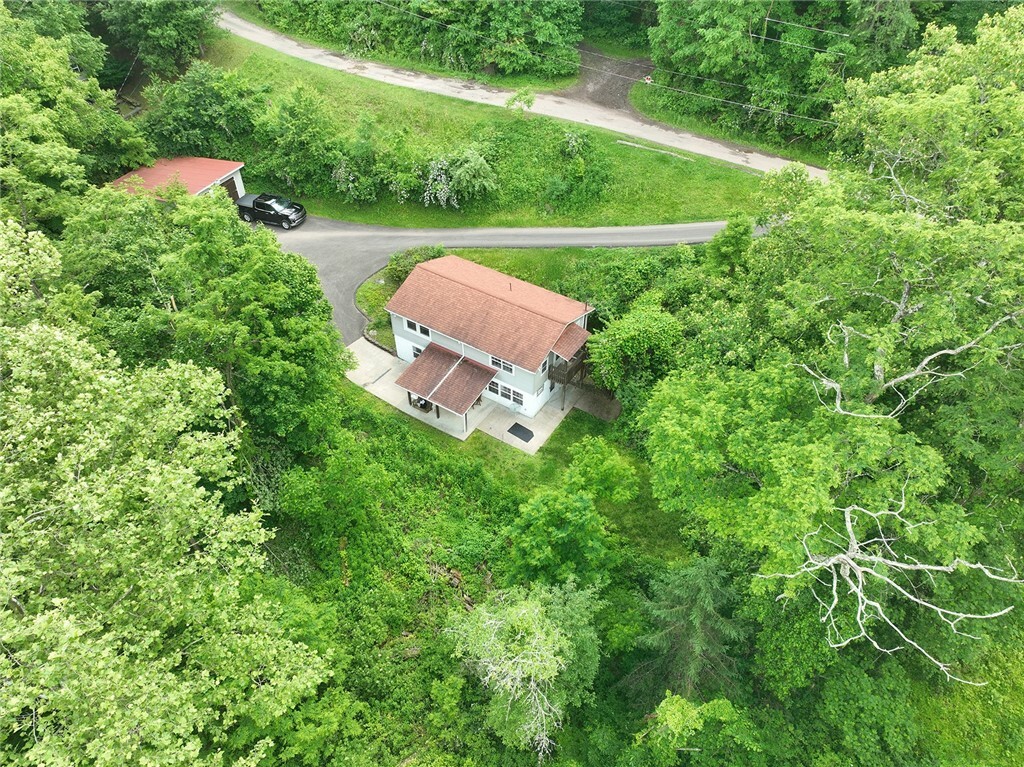 Property Photo:  380 Tub Run Rd  PA 15424 