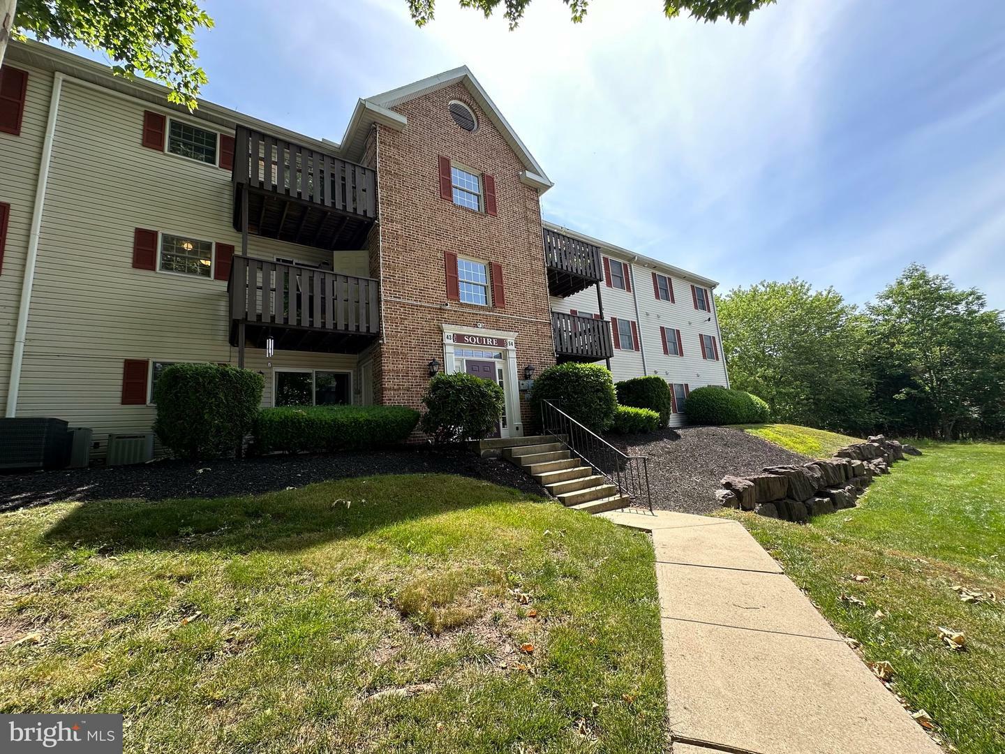 Property Photo:  620 N Manatawny Street Condo 50  PA 19464 