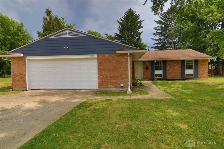 5818 Shady Cove Lane  Dayton OH 45426 photo