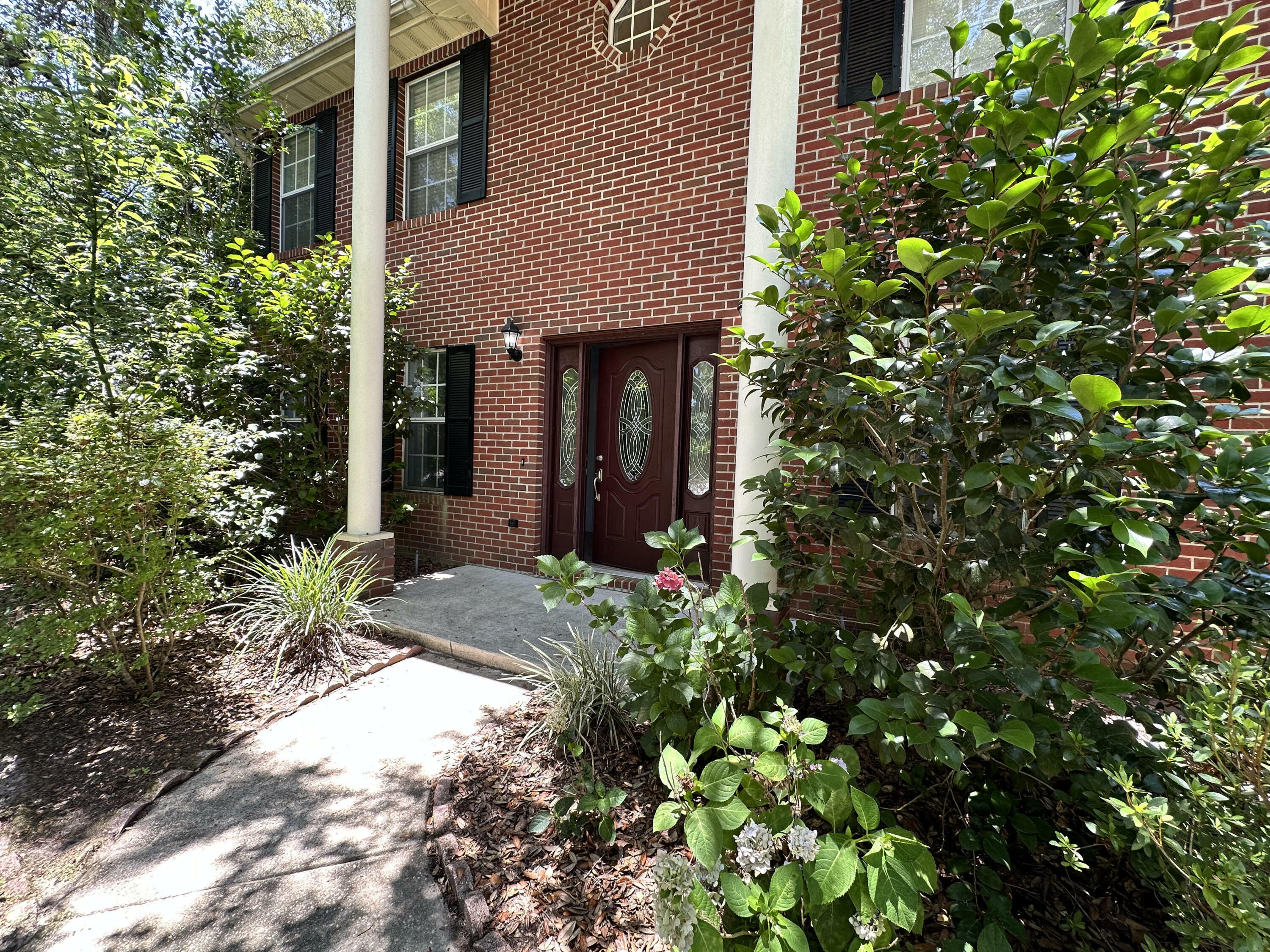 Property Photo:  1802 Diviney Court  FL 32578 