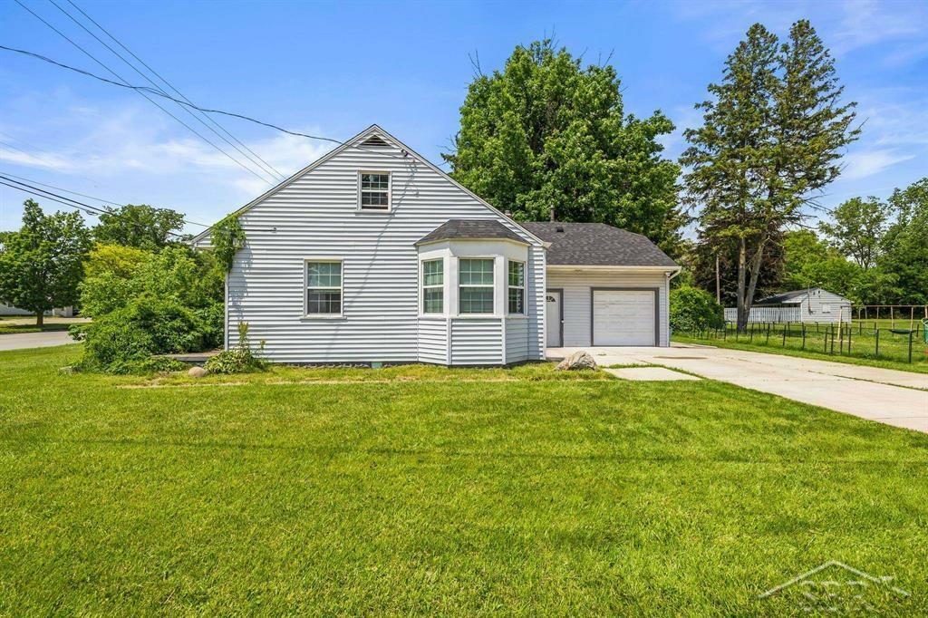 Property Photo:  4887 Dixie  MI 48601 