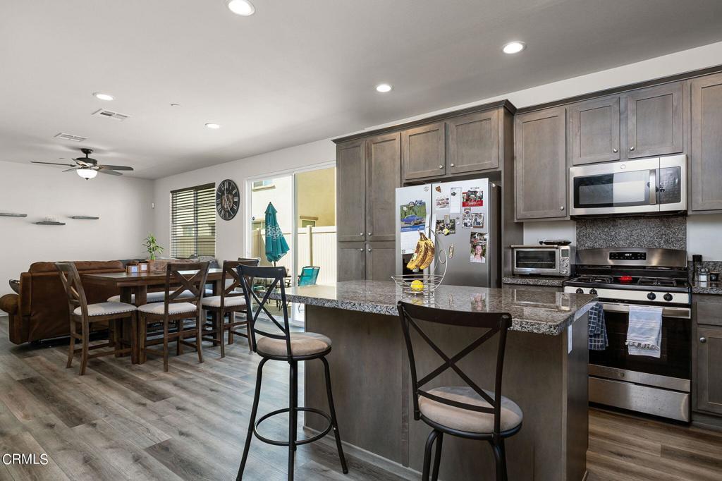 Property Photo: 1940 Tangelo Way CA 93060