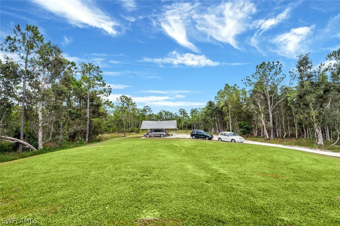 Property Photo:  5030 44th Street NE  FL 34120 