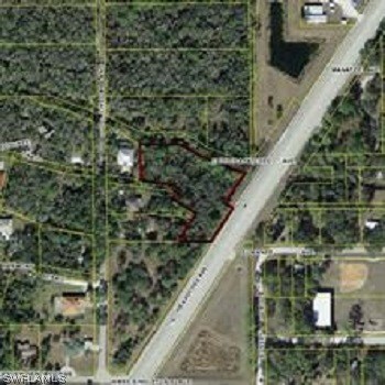 Property Photo:  980 W Hickpochee Avenue  FL 33935 