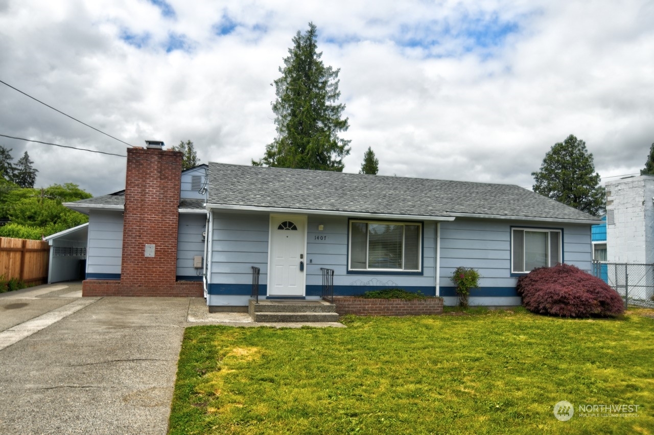 Property Photo:  1407 View Avenue  WA 98531 