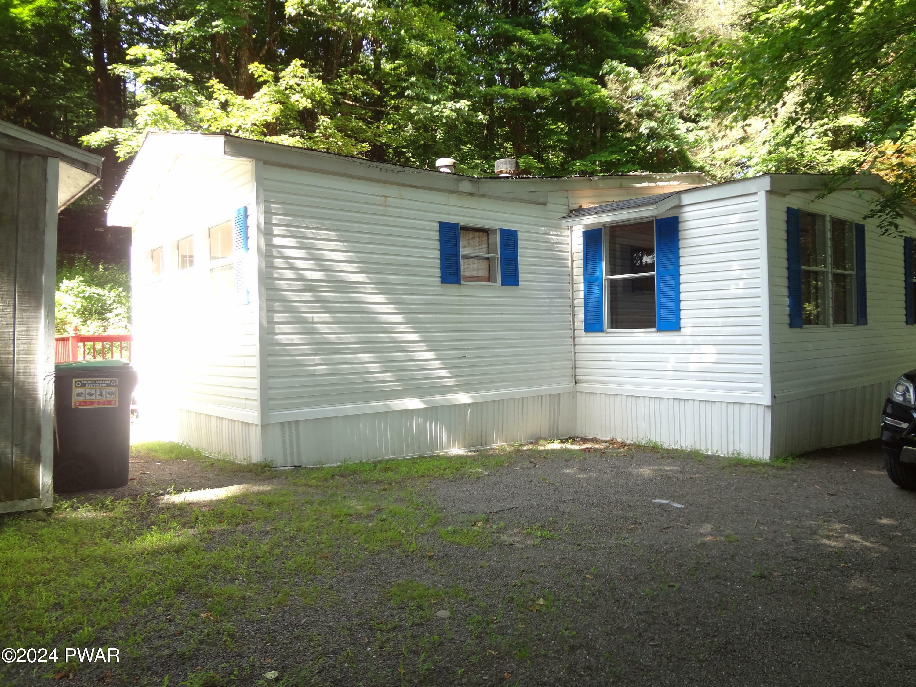 Property Photo:  117 Marina Way  PA 18426 