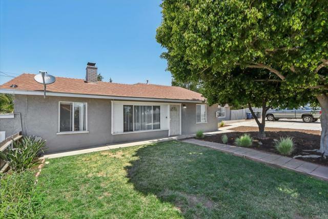 Property Photo:  1456 E Fallbrook St  CA 92028 