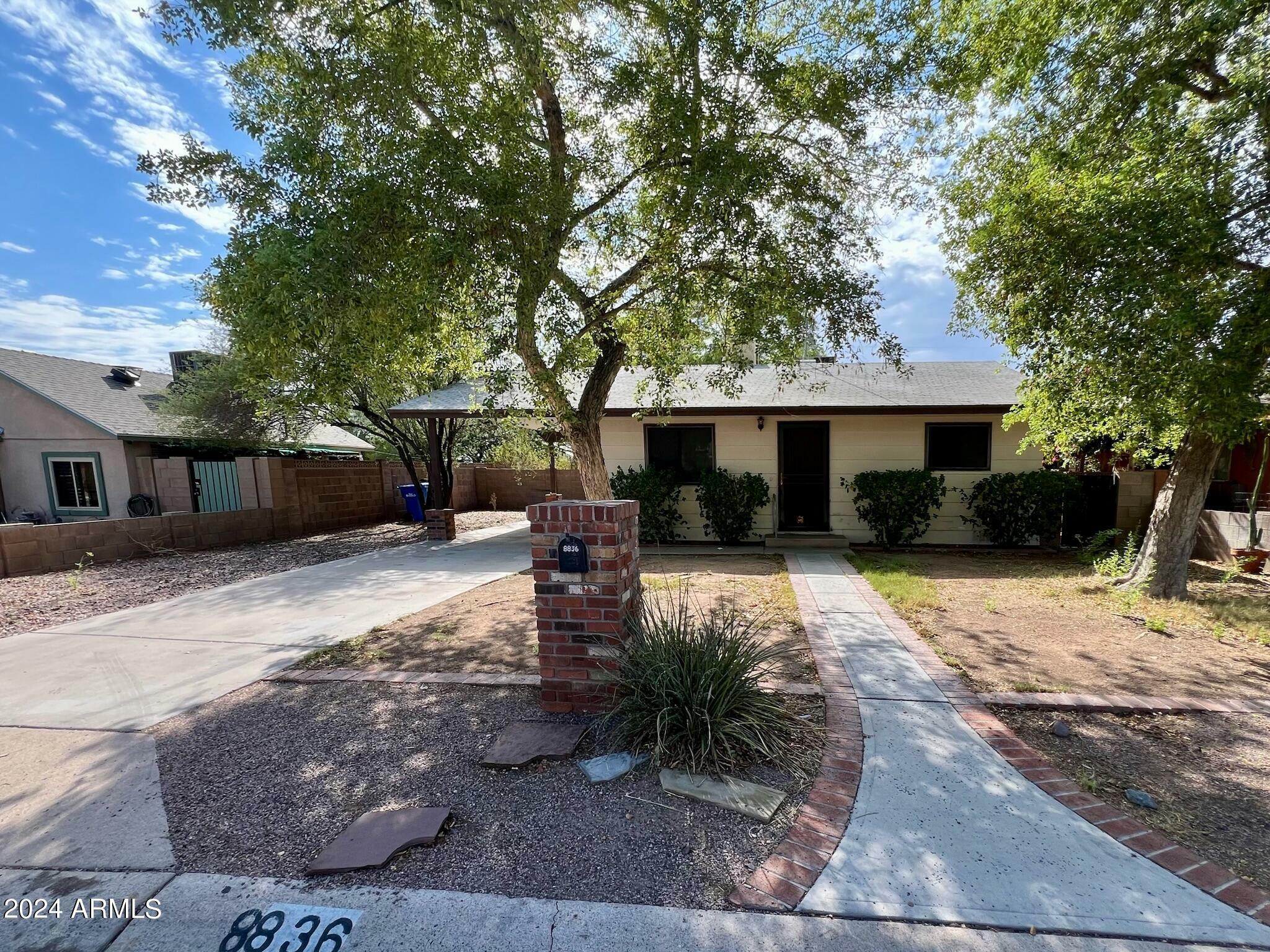 8836 N 6th Street  Phoenix AZ 85020 photo