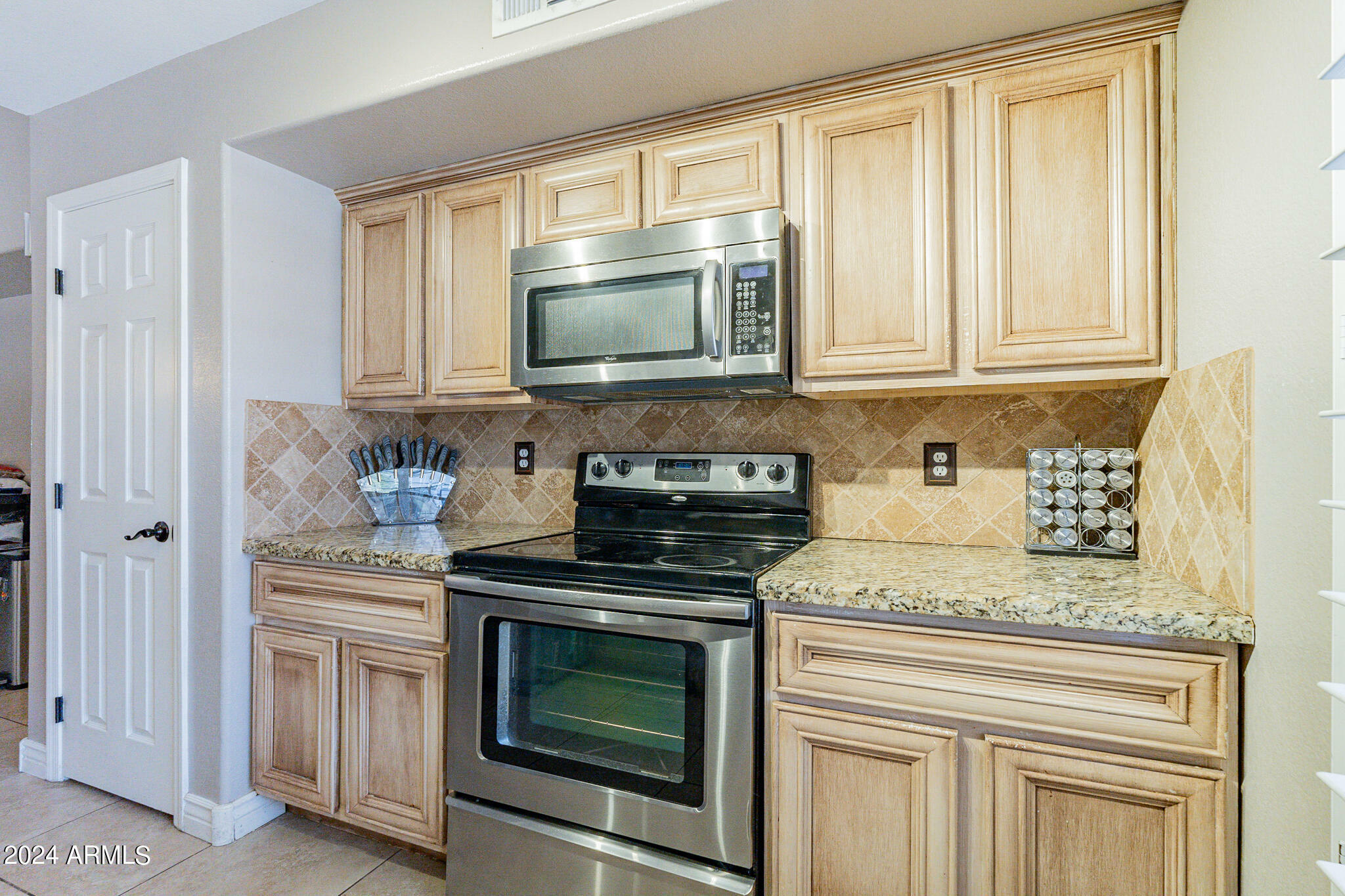 Property Photo:  910 W Sun Coast Drive  AZ 85233 