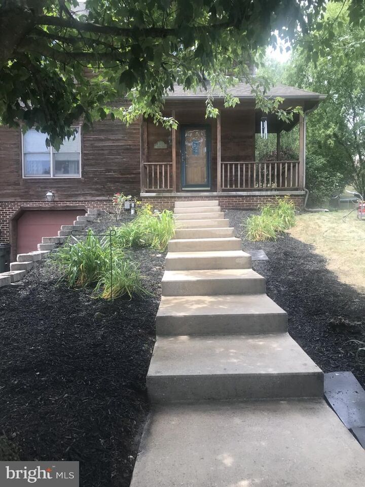150 Weldon Drive  York PA 17404 photo