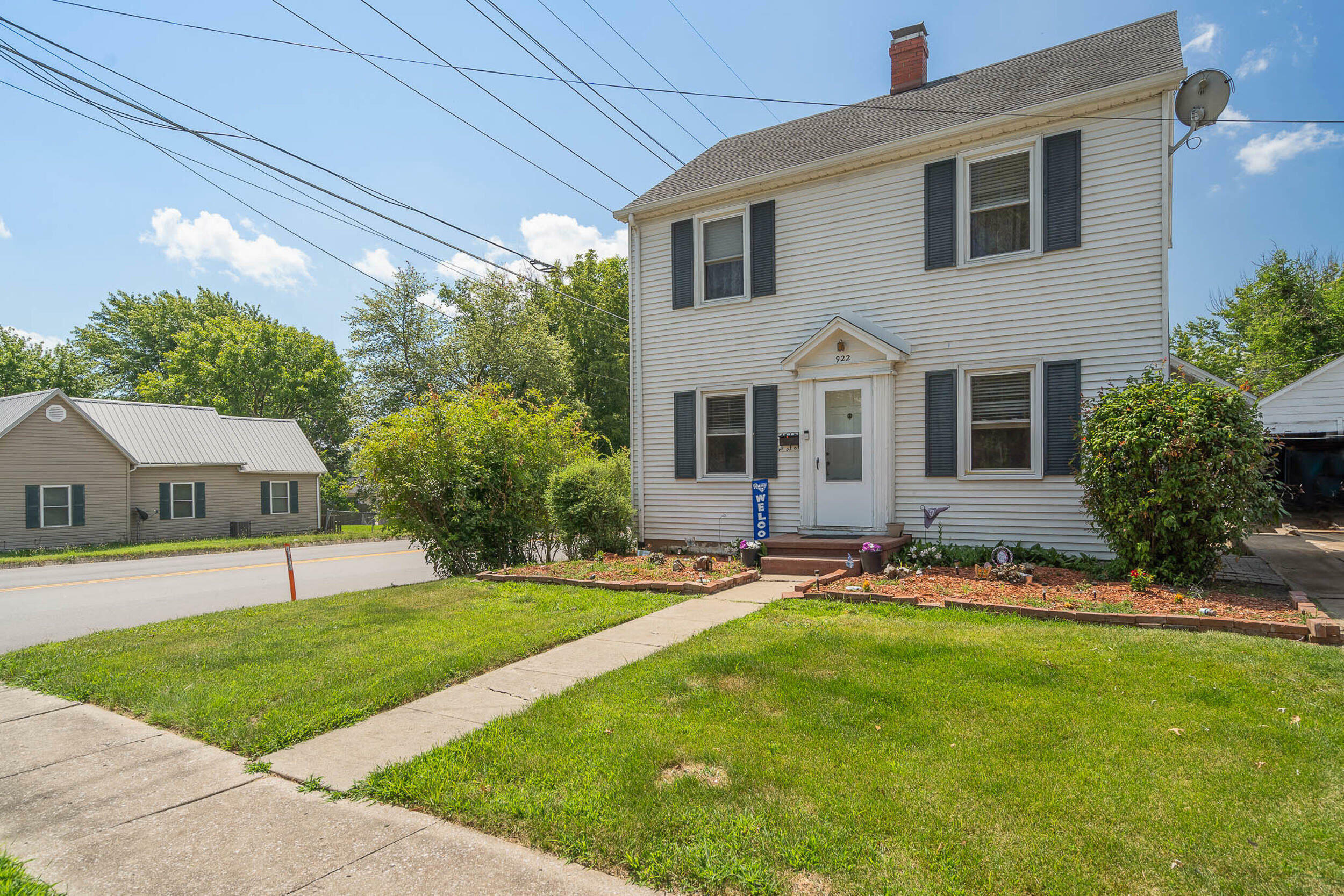 Property Photo:  922 E Jackson St  MO 65265 