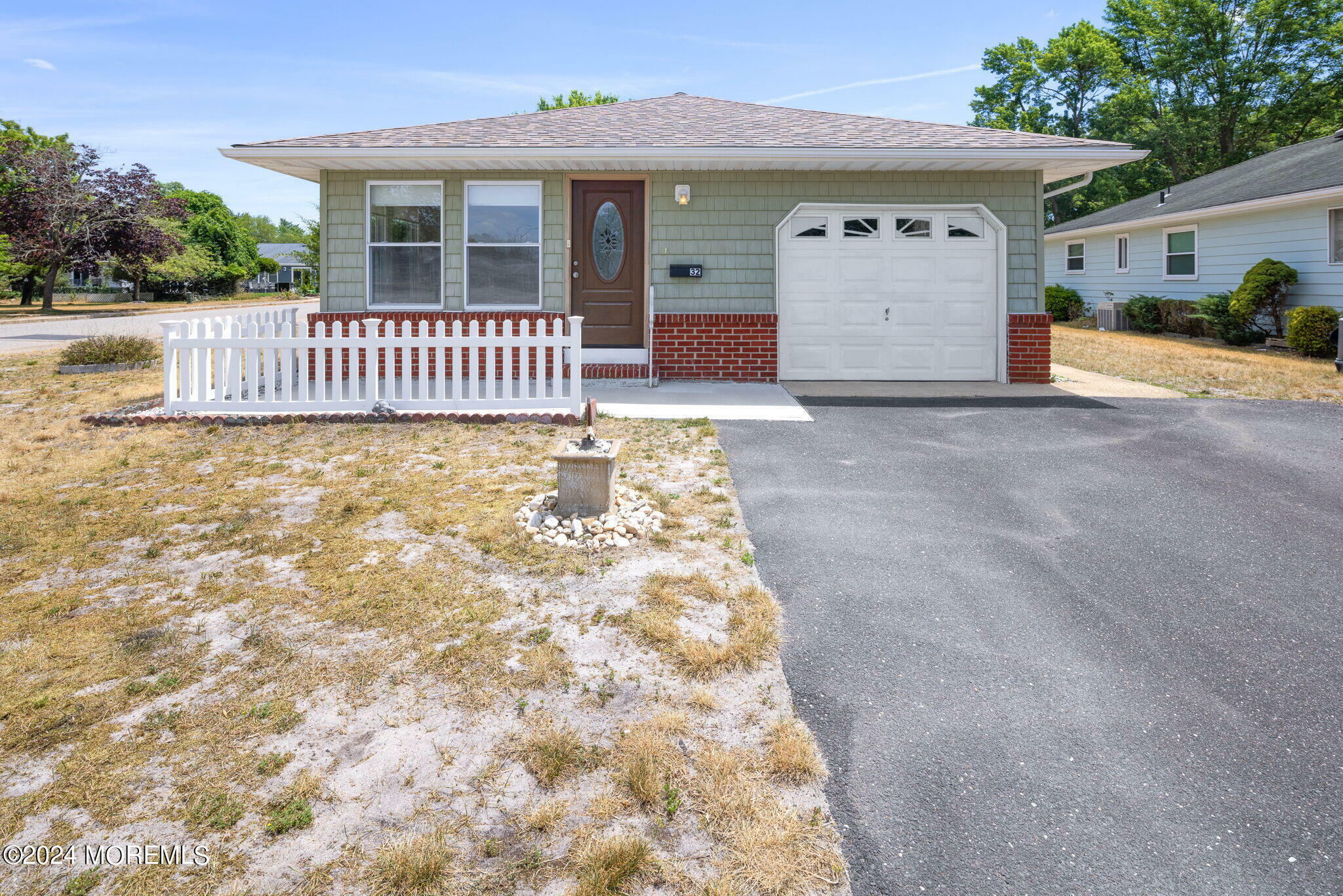 Property Photo:  32 Guadeloupe Drive  NJ 08757 