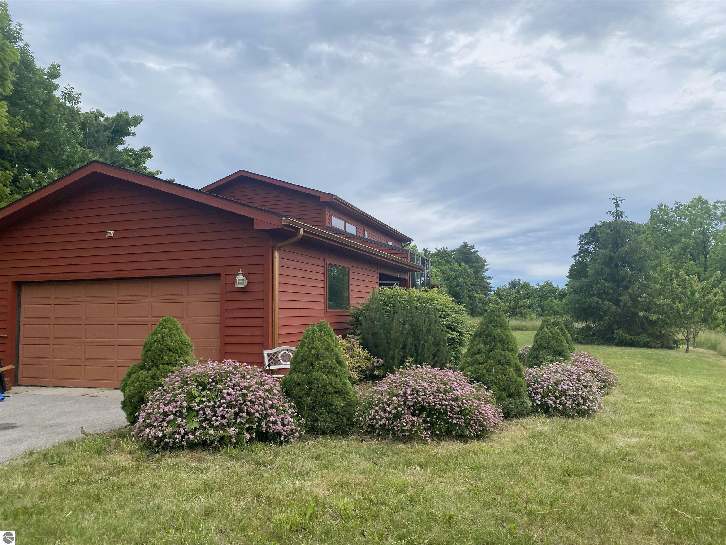 Property Photo:  14429 Center Road  MI 49686 