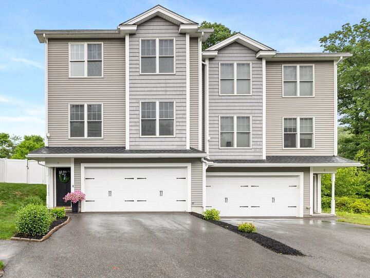 4 Burncoat Heights  Worcester MA 01606 photo