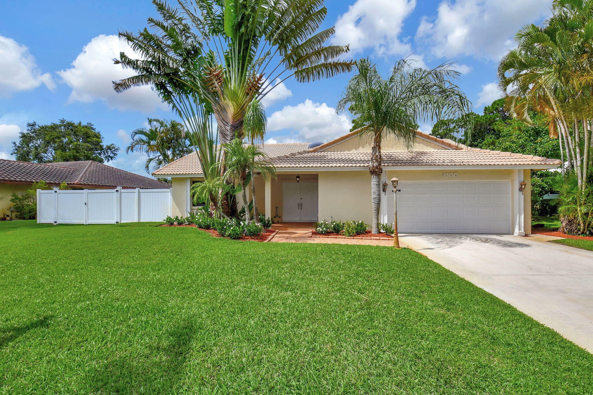 Property Photo:  4100 NW 7th Court  FL 33445 