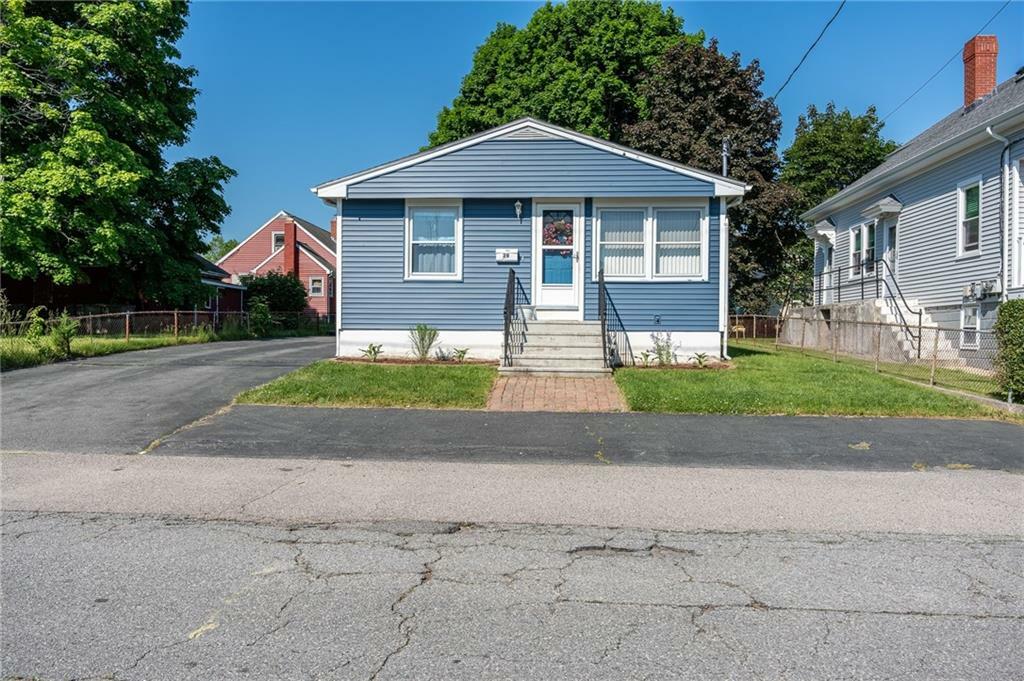 Property Photo:  39 Irving Street  RI 02904 