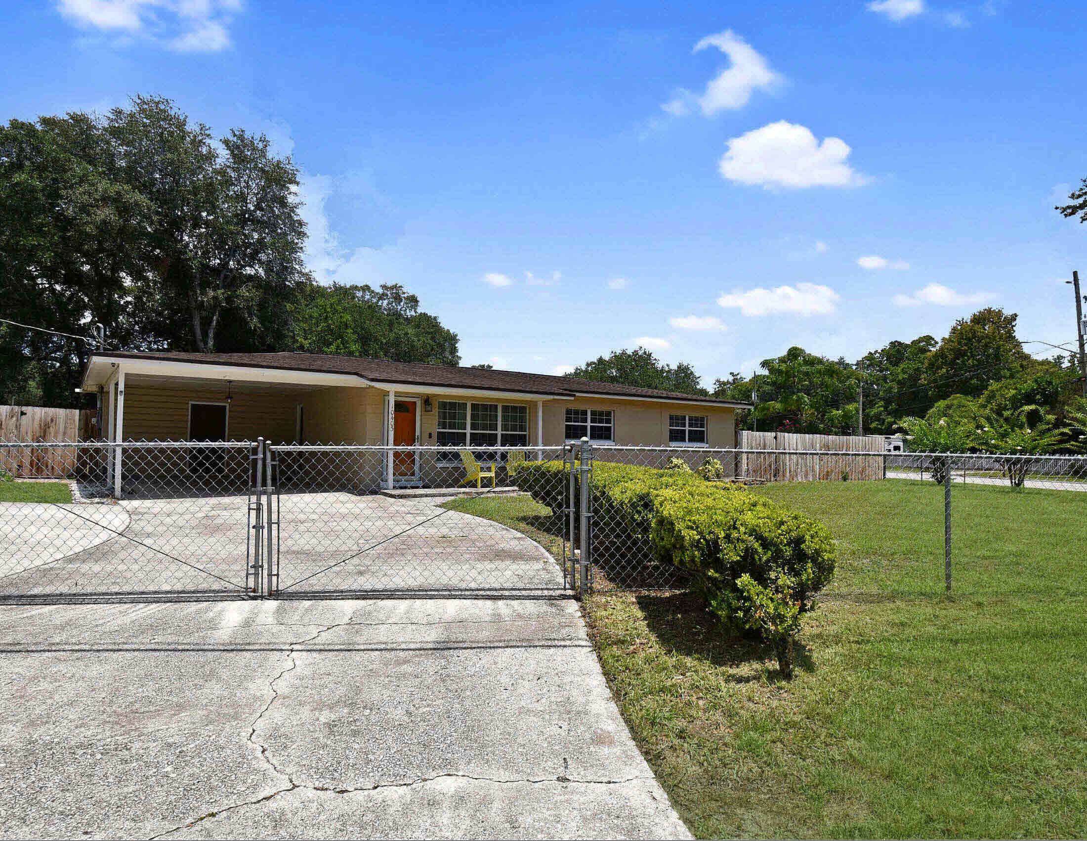 Property Photo:  10403 Ebbitt Rd  FL 32246 